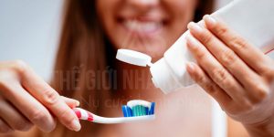 Co Hay Khong Viec Nen Su Dung Kem Danh Rang Chua Fluoride 1