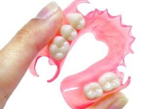 Rang Gia Thao Lap Nhua Deo Gia Bao Nhieu