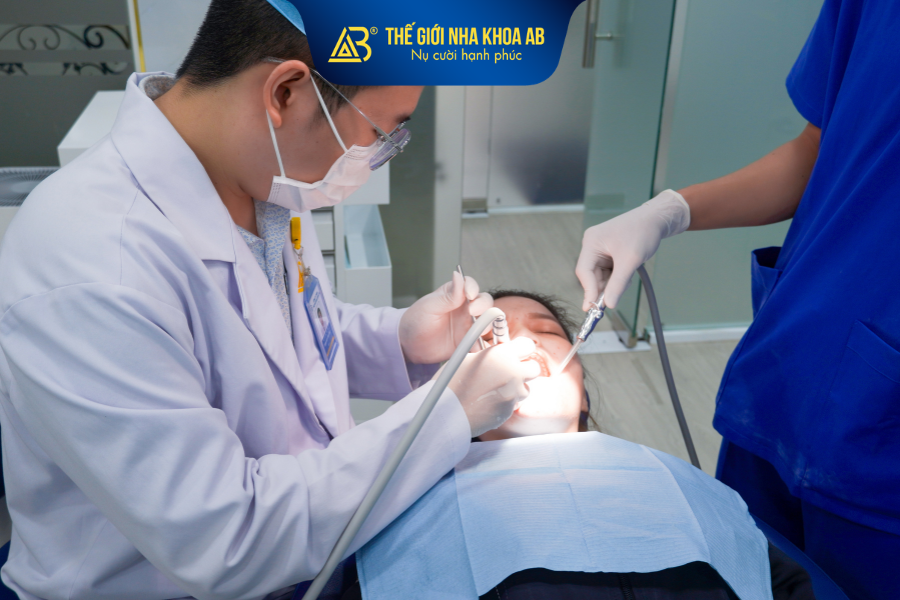 Thế giới nha khoa AB là đơn vị nhổ răng khôn được nhiều khách hàng tin chọn