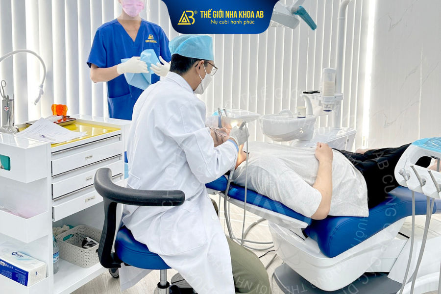 Thế giới nha khoa AB là phòng khám phục hình răng uy tín được khách hàng tin chọn